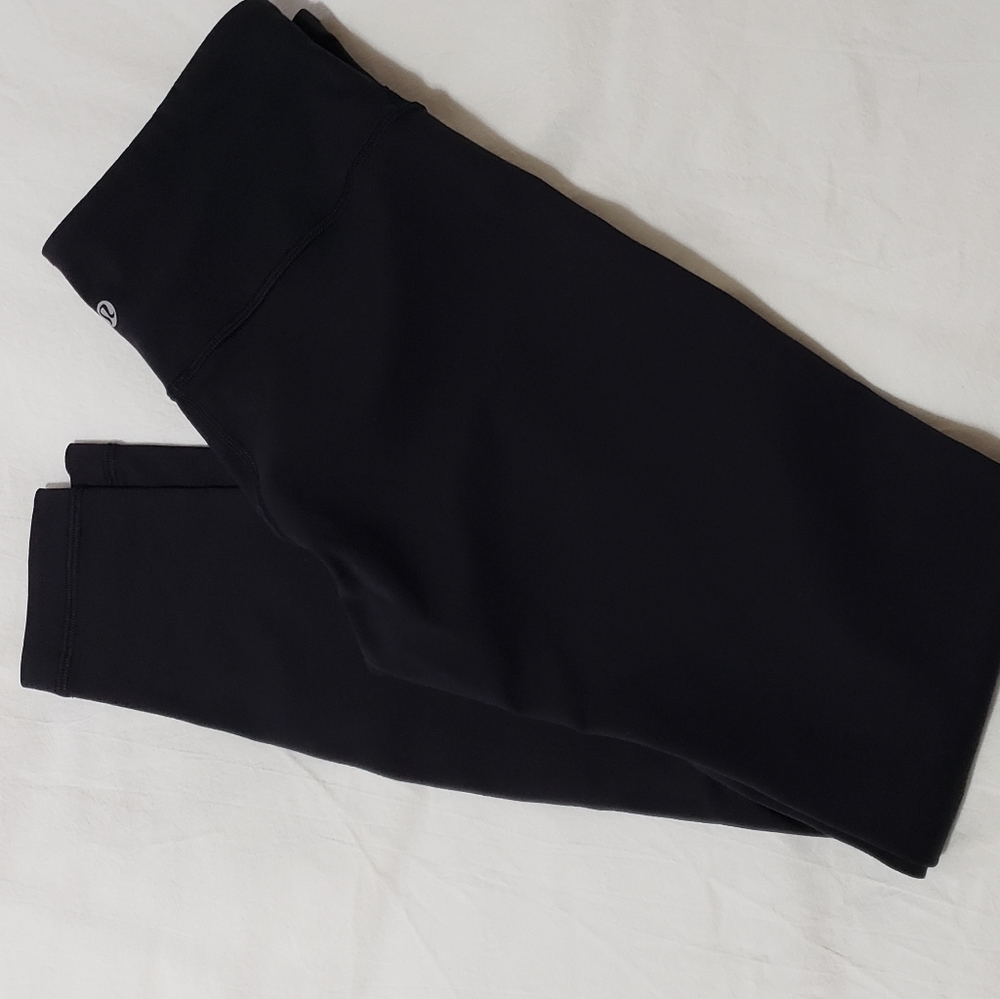 Size 6 Black WU